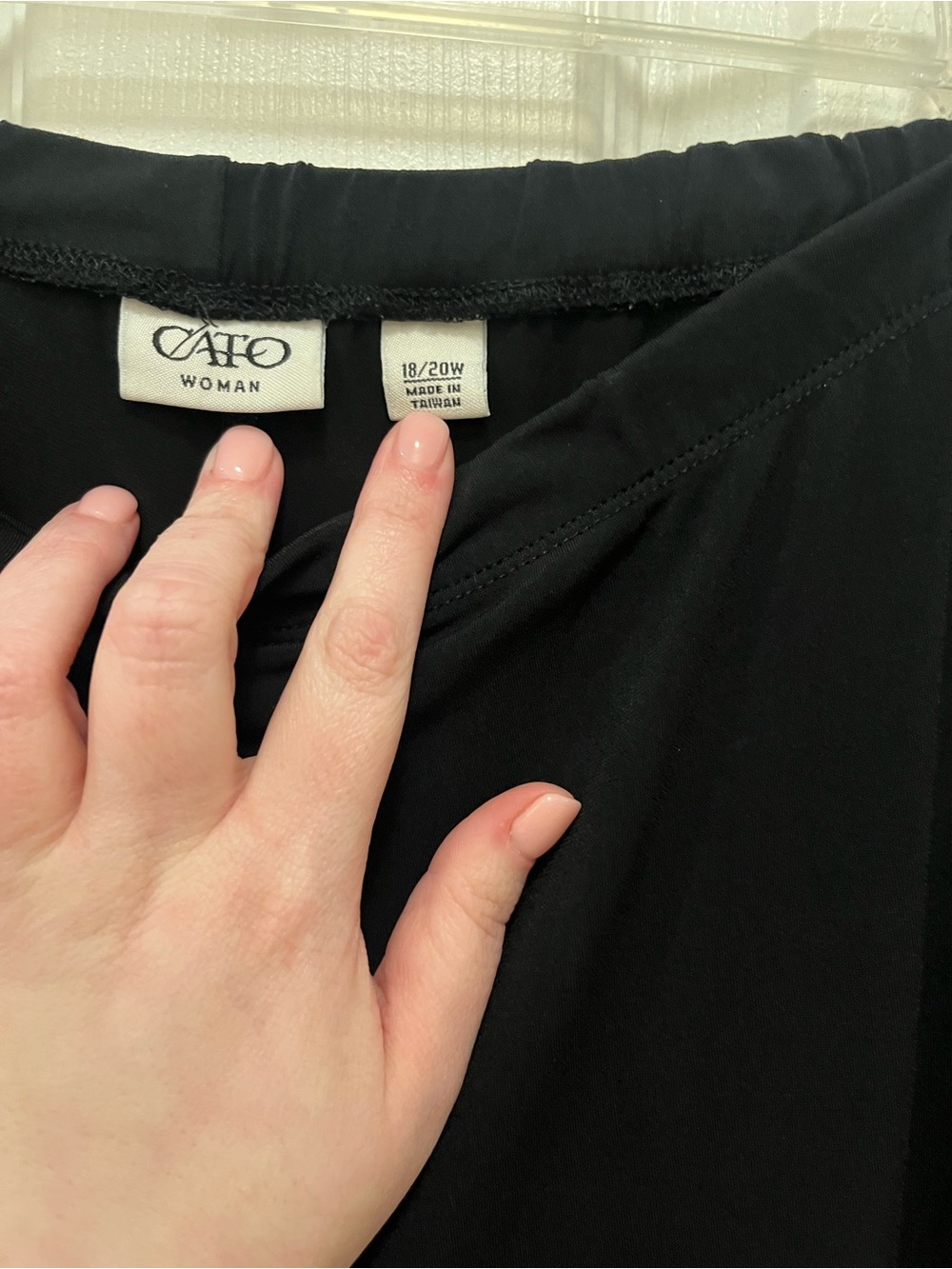 Cato Brand - Size 18/20. Black Women's Pull-On Wide-Leg Pants - Picture 2 of 2